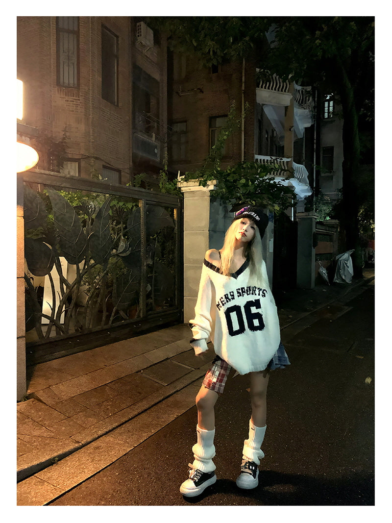 Number Six V-Neck Sweater - White